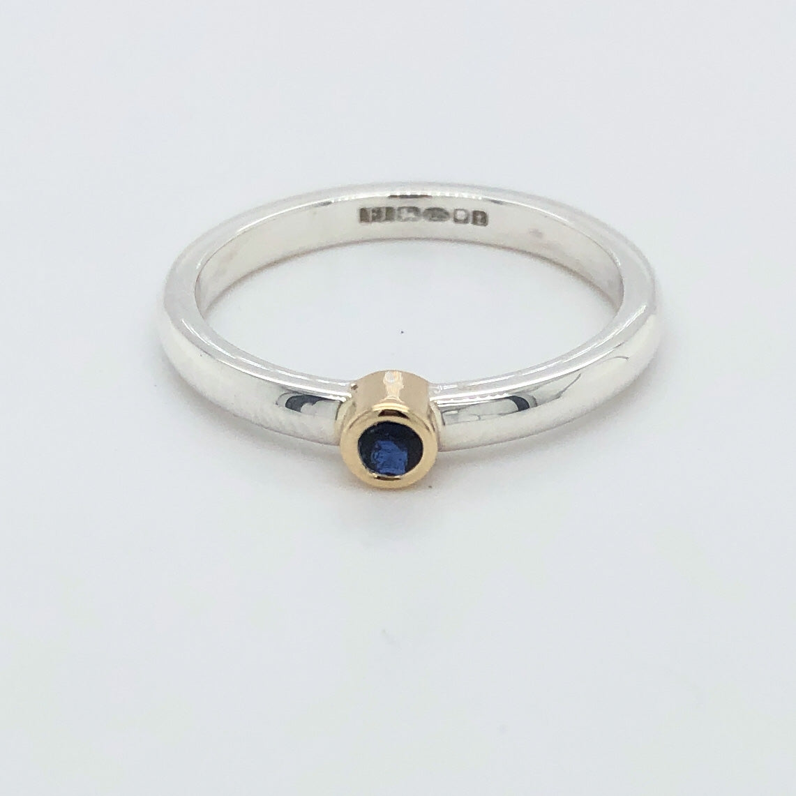 BLUE SAPPHIRE RING IN GOLD & SILVER