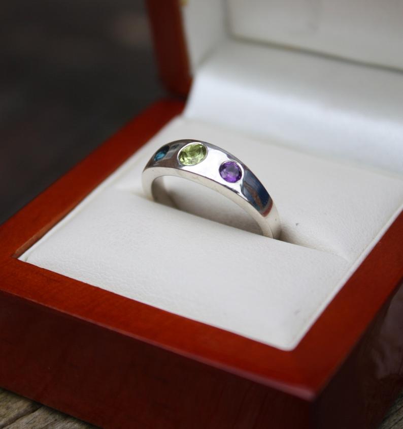 Classic Sentiment Ring