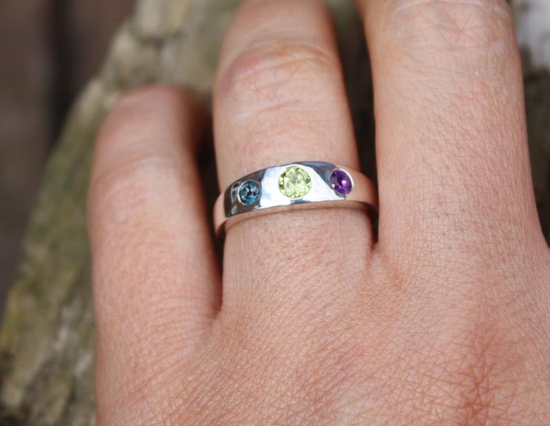 Classic Sentiment Ring