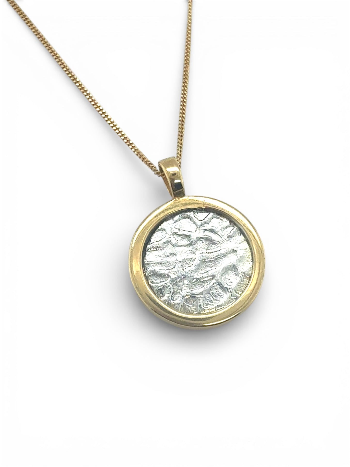 Ripples Pendant In Silver & Gold Vermiel
